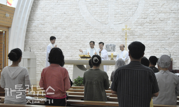 함께 드린 파견미사.(사진/정현진 기자)