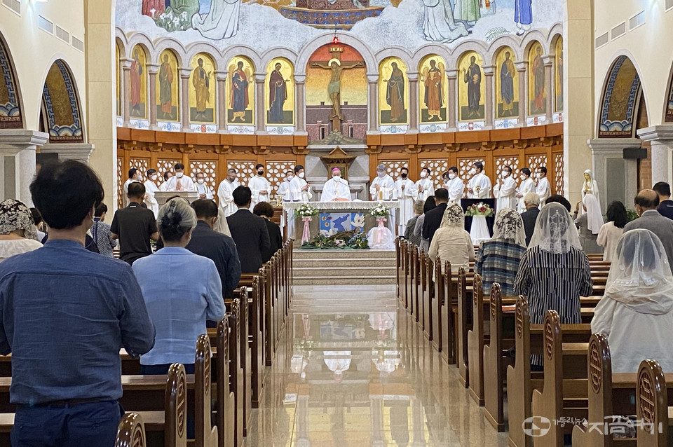 6월 25일 의정부교구는 참회와 속죄의 성당에서 민족의 화해와 일치를 위한 미사를 봉헌했다. ⓒ정현진 기자