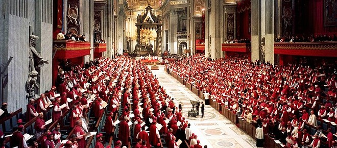 '공동합의성'은 새로운 현대의 개념이 아니라 제2차 바티칸공의회 정신에서 탄생했다. 공의회 역시 각 지역 교회의 목소리를 듣는 것으로부터 시작됐다. 제2차 바티칸공의회 모습. (사진 출처 = commons.wikimedia.org)