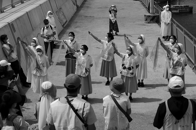 부산 올리베따노 성 베네딕도 수도회 수련 수도자들이 아름다운 무용과 합창으로 생명과 평화를 노래했다.&nbsp;©장영식