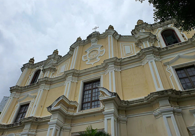 성요셉신학교는 마카오에 세운 두 번째 예수회 신학교다. 1728년 설립하고 1762년 폐교되었다. 1784년에 포르투갈 라자리스트가 신학교를 재건했다.&nbsp;©오현석
