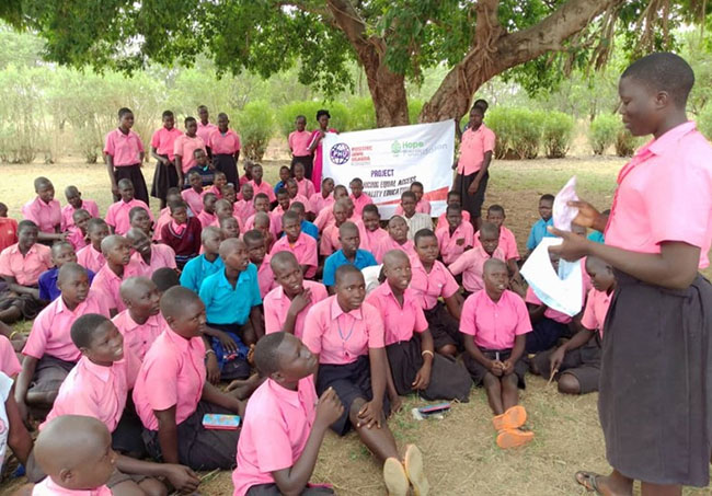 ﻿우간다 마디오페이 지역에서 진행한 생리 교육 ⓒ한국희망재단