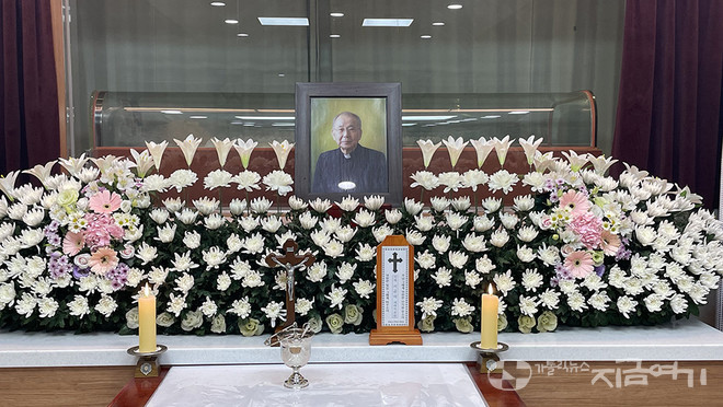 2024년 4월 27일 서공석 신부님이 선종하셨다. ©경동현