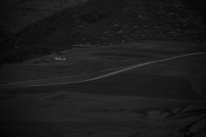 생전에 저 길을 걸을 수 있을까.분단의 아픔을 넘고 넘어서. ©장영식