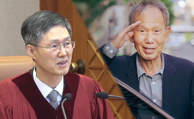 4월 4일 윤석열 대통령 탄핵 선고하고 있는 문형배 헌법재판관(왼쪽)과 그가 학생 시절 공부를 계속할 수 있도록 지원한 김장하 선생. (사진 출처 = 헌법재판소 선고 영상과 넷플릭스 갈무리)&nbsp;