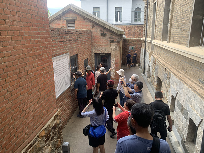 안중근 의사가 지낸&nbsp;감옥 독방. 그는 여기서 ‘동양평화론’을 집필했지만, 끝내 완성하지 못했다. ⓒ2025 만주평화순례단<br>