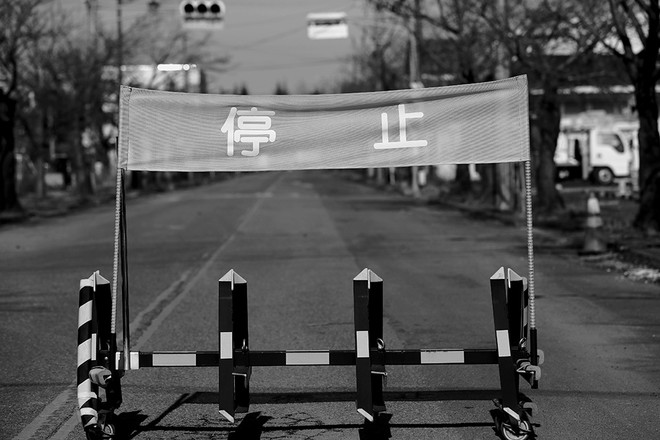 후쿠시마 핵사고 이후 모든 것이 정지되었던 후쿠시마의 모습. 그러나 아베 정부 이후 '부흥'이라는 이름으로 은폐되고 조작되며 사라졌다. ©장영식<br>