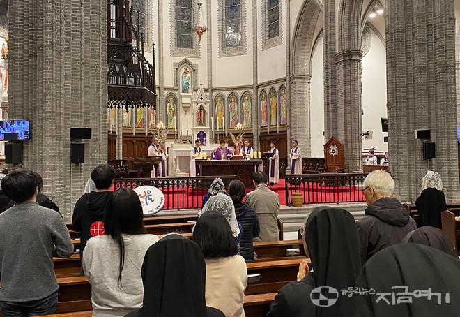 3월 31일, 서울대교구 민족화해위원회가 '중동전쟁 종식을 기원하는 평화 미사'를 봉헌했다. ⓒ정현진 기자