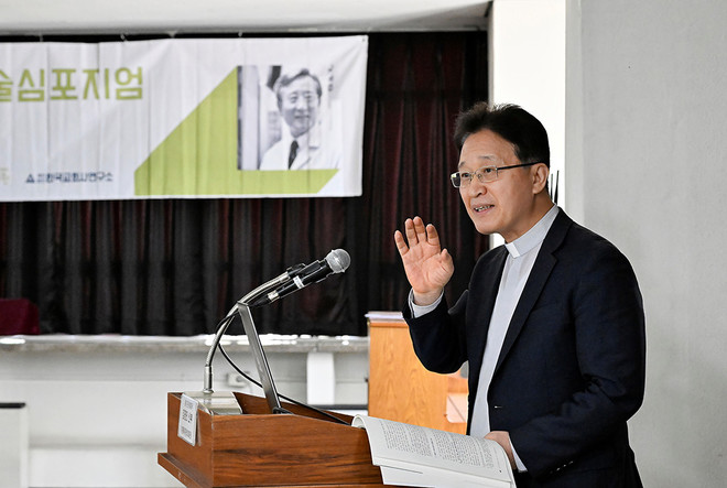 4�� 16��, '�ǻ� ������ ���� 18�ֱ� �м� ��������'���� ���� �ź�(���縯�߾��Ƿ��)�� '���縯 ��ȸ ������ �� �����İ� ����ǿ�'�� ������ �� ��° ��ǥ�� �ϰ� �ִ�. (���� ���� = �ѱ���ȸ�翬����)